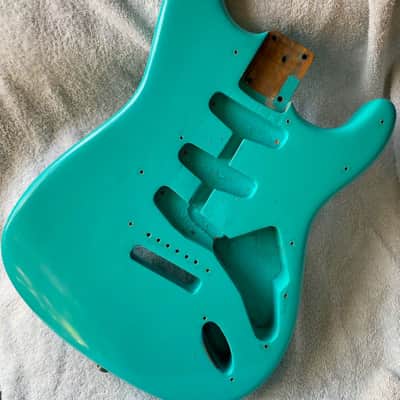Fender Stratocaster BODY 1969 REFIN image 2