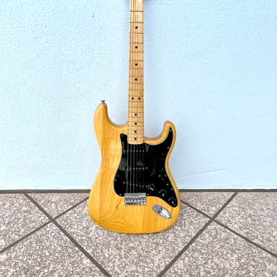 Fender Stratocaster Hardtail Maple Fretboard 1976 Natural finish all original image 16