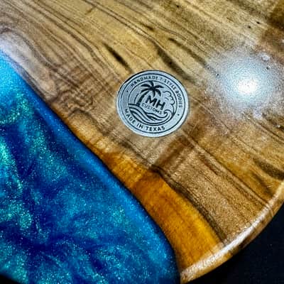 MH Customs “Tidebreaker” – Ambrosia Maple & Blue-Green Color Shift Resin T-Style Body 2026 - Nitrocellulose Gloss image 13