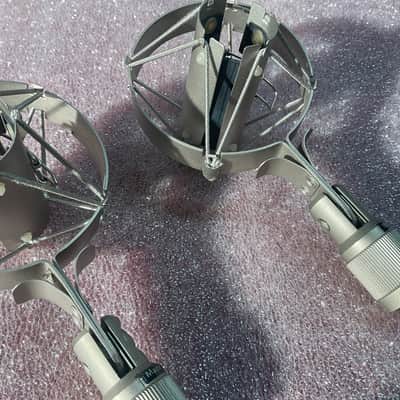 Neumann EA 21 PAIR SHOCK MOUNT VINTAGE ORIGINAL image 2