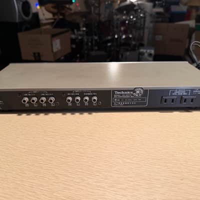 Technics SH-3077G Stereo Graphic Equalizer Audio Component from Japan image 7