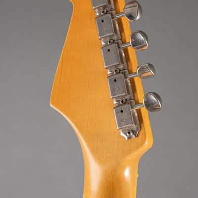 Fender Custom Shop Postmodern Stratocaster Journeyman 2021, Sunburst image 9