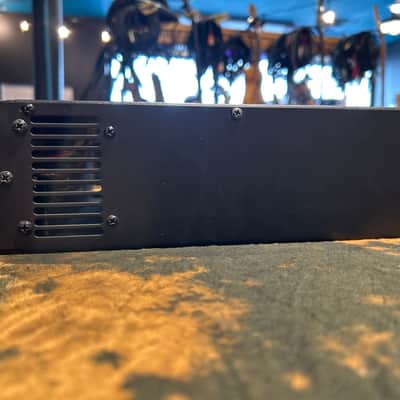 Peavey Tour Series 700w Bass Amp Head 2010s - Silver/Black image 4