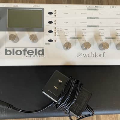 Waldorf Blofeld Desktop Synthesizer 2007 - Present White image 1