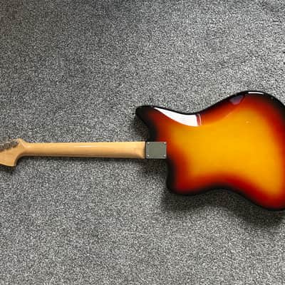 Fender American Vintage '65 Jazzmaster 2013 - 2017 3-Color Sunburst image 2