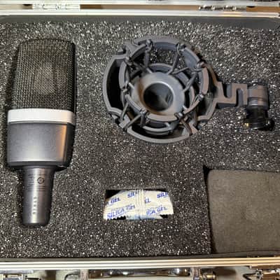 AKG C214 Large Diaphragm Cardioid Condenser Microphone image 3