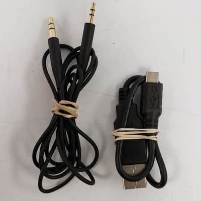 Bose QC35 Wireless Headphones image 9