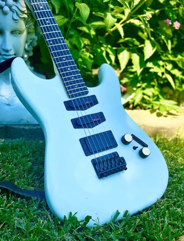 Morris Hurricane Susie 80s White Vintage Japan Rare Stratocaster