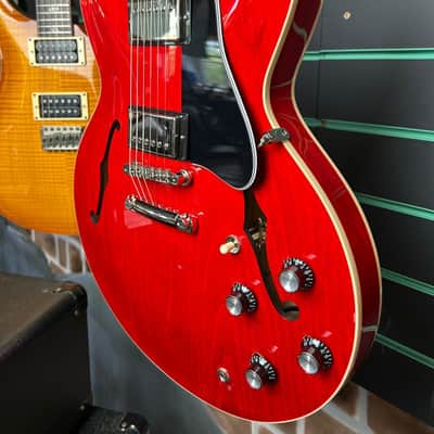 Gibson ES-335 Dot Cherry 2025 Semi-Hollow Electric Guitar image 5