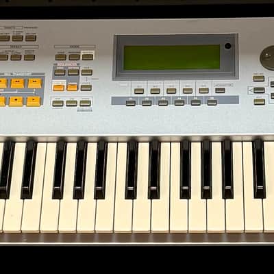 Yamaha MOTIF-ES7 76 Key Professional Music Workstation Synthesizer - Pre Owned *Pickup Only*