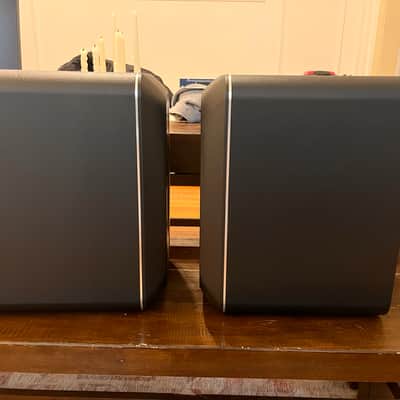 KRK V8 Series 4 2-Way 8" Active Studio Monitors (Pair) USED - EXCELLENT CONDITION image 5
