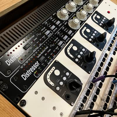 Empirical Labs EL8-XS Distressor Stereo Pair image 4