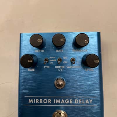 Fender Mirror Image Delay Digital Analog Tape Echo Guitar Effect Pedal image 2