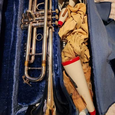 Bach Stradivarius Professional Model 37 Trumpet - Silver-Plated image 2