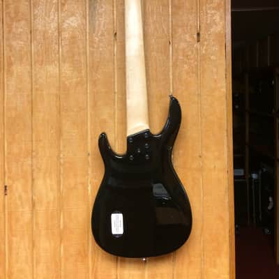 Peavey Axcelerator 6 string w/case image 8