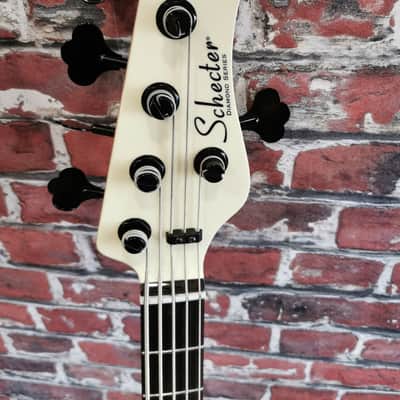 Schecter P5 5-String Bass Ivory Bild 3