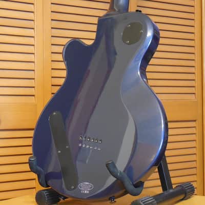 Yamaha AES720 BLACK/BLUE image 8
