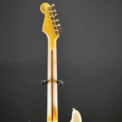 Fender Custom Shop Limited Edition 1954 Hardtail Stratocaster DLX Closet Classic 1-Piece Quartersawn Maple Neck Fingerboard Super/Super Faded Aged Shell Pink image 10