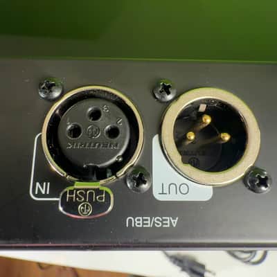 Universal Audio Apollo x16D - Mint image 13