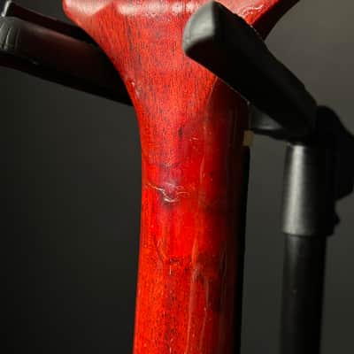 Ibanez Model 2387 Rocket Roll (1970s), Flying V Lawsuit, Player image 13
