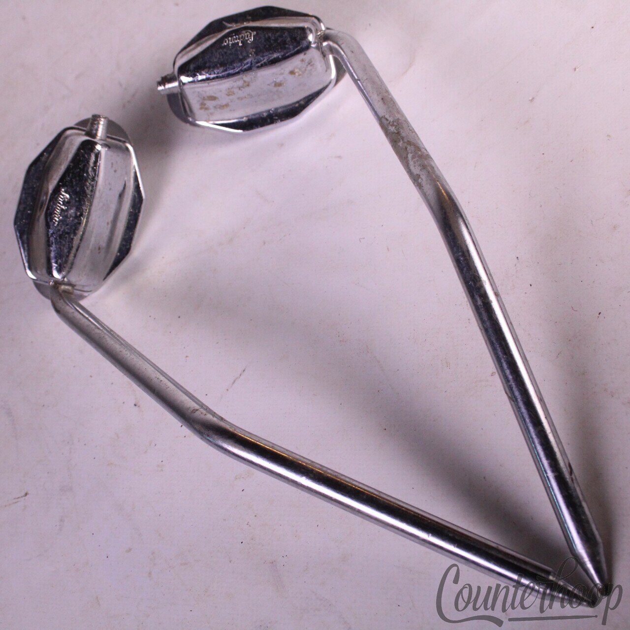 Ludwig 22"Bass Spur Mounts+Gull-Wing Spurs/Legs Chrome USA Vintage 50s-60s Fixed — main photograph