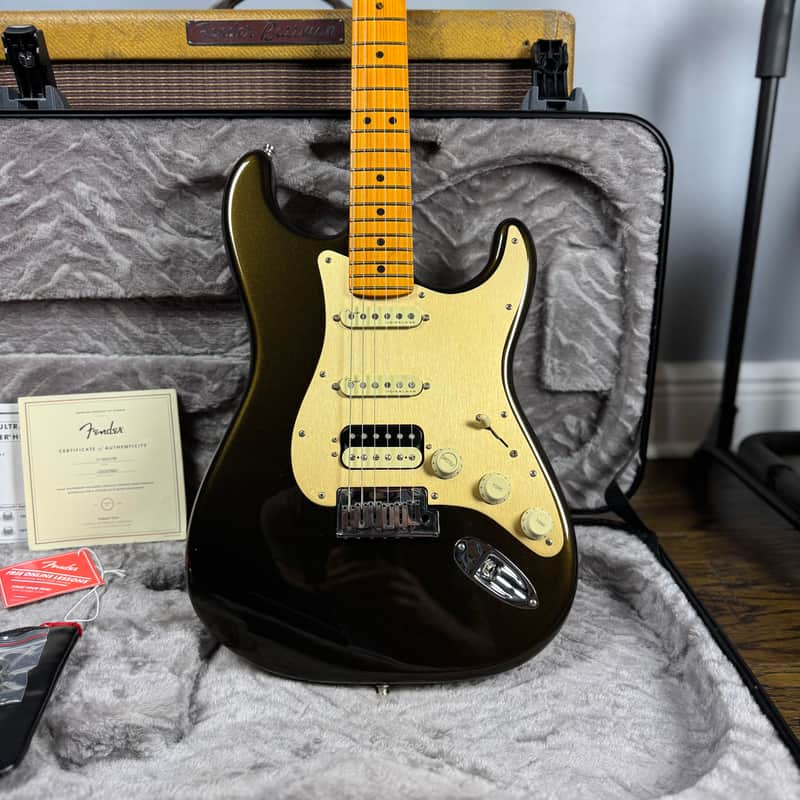 Fender American Ultra Stratocaster 2022 - Texas Tea