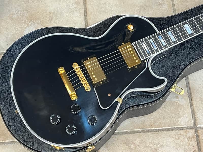 2025 Gibson Chambered Les Paul Custom Ebony Ultra Light Aged Murphy Lab image 1