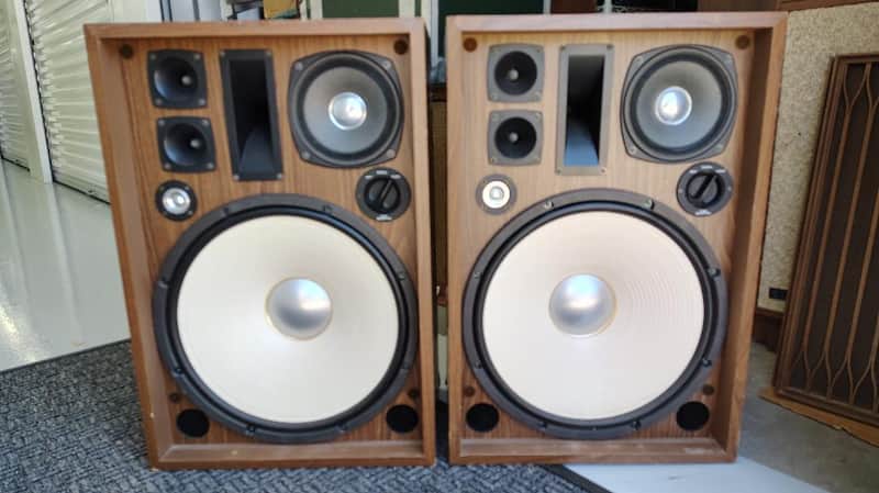 Kenwood KL888D speakers in very good condition -D 1970's image 1