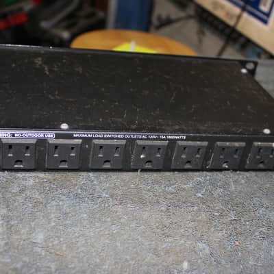 Furman M-8/Power Distribution Center image 7