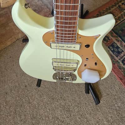 Gretsch Jack Antonoff Signature Princess Corvette Electromatic 2024 - Vintage White image 6