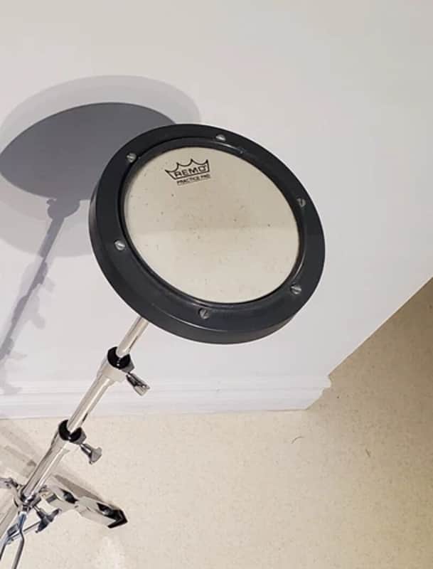 REMO Drum Practice Pad W/Vic Firth Drum Sticks Set - VGC - Save $ image 1