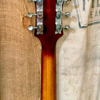 Univox Custom 335 Semi-Hollowbody ~1969 - Sunburst image 9