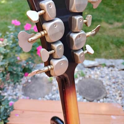 Hagstrom H-8 1967 8-String Bass - Sunburst image 13