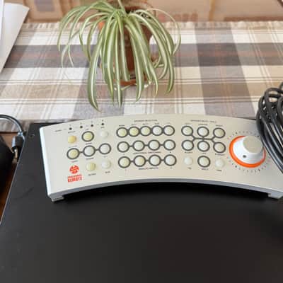 Dangerous Music MONITOR ST Remote-Controlled Stereo Monitor Controller 2005 - 2020 - Silver image 2