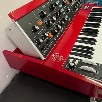Moog Geddy Lee Minimoog Model D 44-Key Monophonic Synthesizer 2025 - Present - Red / Black image 5