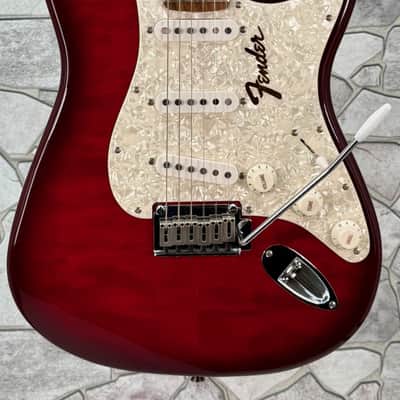 Fender Squier 2004 Standard Stratocaster with Hardshell Case image 1