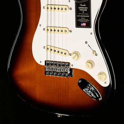 Fender American Vintage II 1957 Stratocaster Maple Fingerboard 2-Color Sunburst (556) image 1