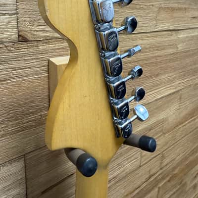 Fender Vintage Stratocaster Guitar -Maple Fretboard 1976- Sunburst- 10lbs w/non original pups + case image 16