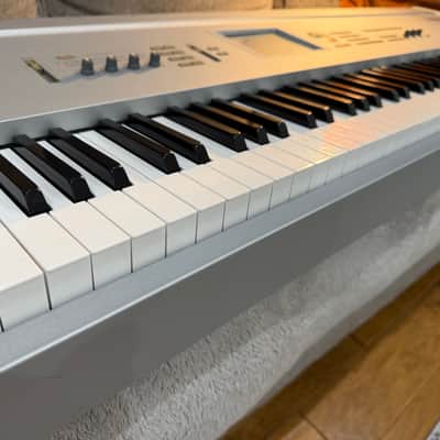 Korg Triton Pro X 88 + Very Nice + OS 2.0.0 + FAST SAFE SHIP + 64mb Ram upgrade image 10