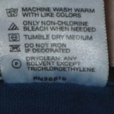 near new (worn once) Liquid Blue (shirt maker brand) Pink Floyd Pulse Concentric Tie-Dye T-Shirt, Men's XL, 100% Pre-Shrunk Cotton, Short Sleeve 2020s - Tye Dye: Blue, White, Purple / Graphic: Pupil, Space, Ocean (black, white, red, blue, green, purple) image 19