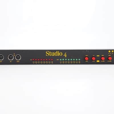 Opcode Systems Studio 4 8x8 MIDI Interface & Patchbay w/ Original Manuals #53338 image 3