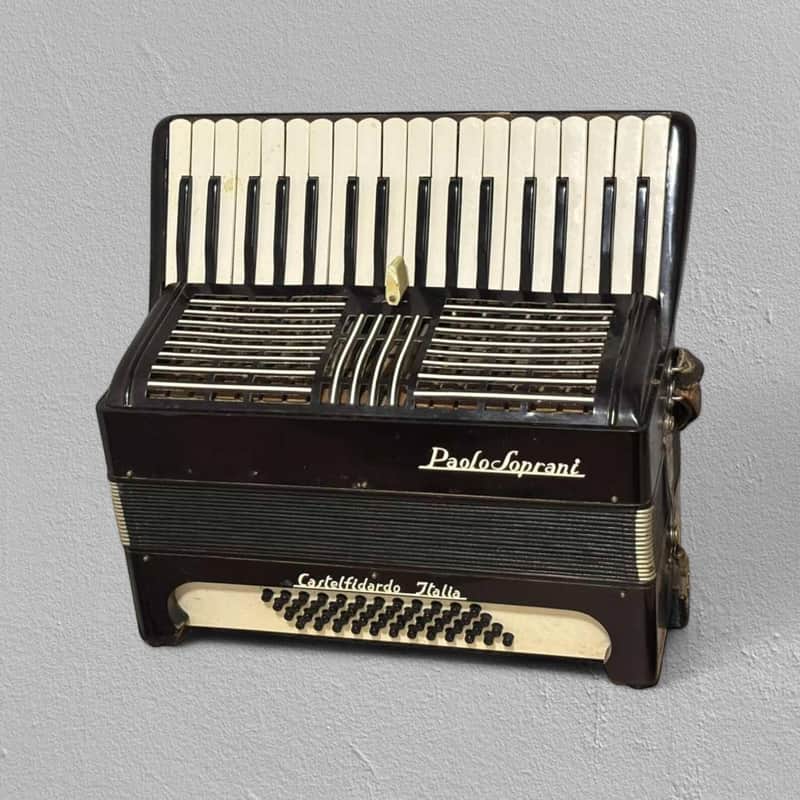 Paolo Soprani Accordion 1940s-50s  - Accordion plastic image 1