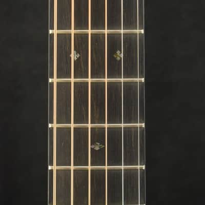 Martin HD-28 Natural image 4