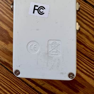 Electro-Harmonix Nano POG Polyphonic Octave Generator image 11