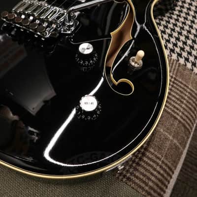 YAMAHA CV820WB Wes borland signature model | Reverb