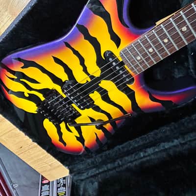 Vintage ESP George Lynch Sunburst (Purple) Tiger Signature image 9