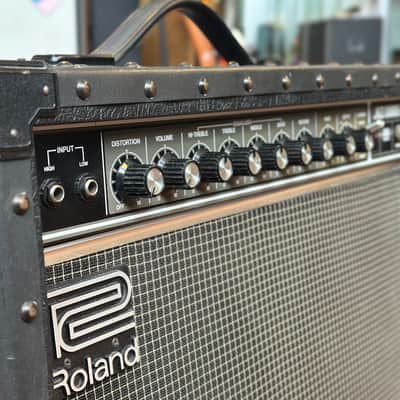 Roland JC-77 Jazz Chorus 80 Watt 2x10" Solid-State Combo Amp image 12
