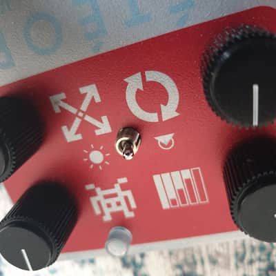 Caroline Guitar Company Météore Lo-Fi Reverb Limited Edition - CME Exclusive 2015 - Throwback Can image 5