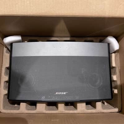 Bose Bose SoundLink Portable Music Wireless system image 2