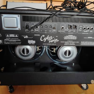 Fender Cyber Twin Combo Bild 3
